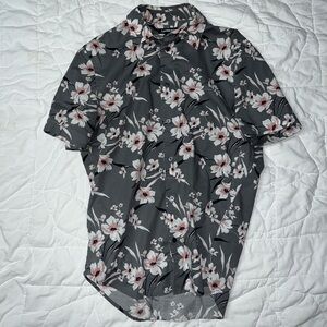 Express short sleeve button down